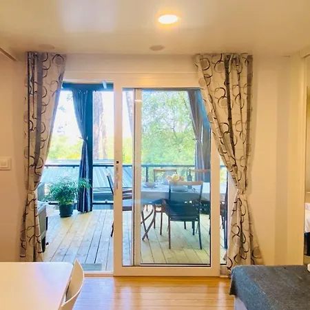 Mobile Lidano, Kamp Porton Biondi 营地 罗维尼